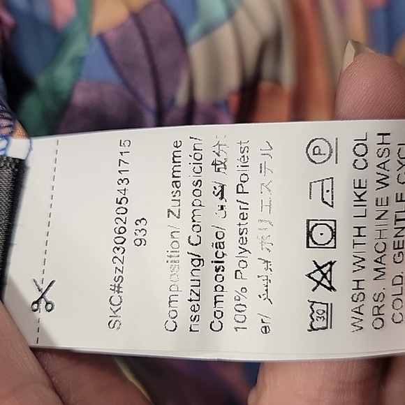 Shein Curve Size 4XL All-Over Print Pleated Skirt. Excellent Used Condition - Picture 8 of 8